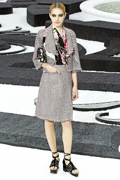 Look 40